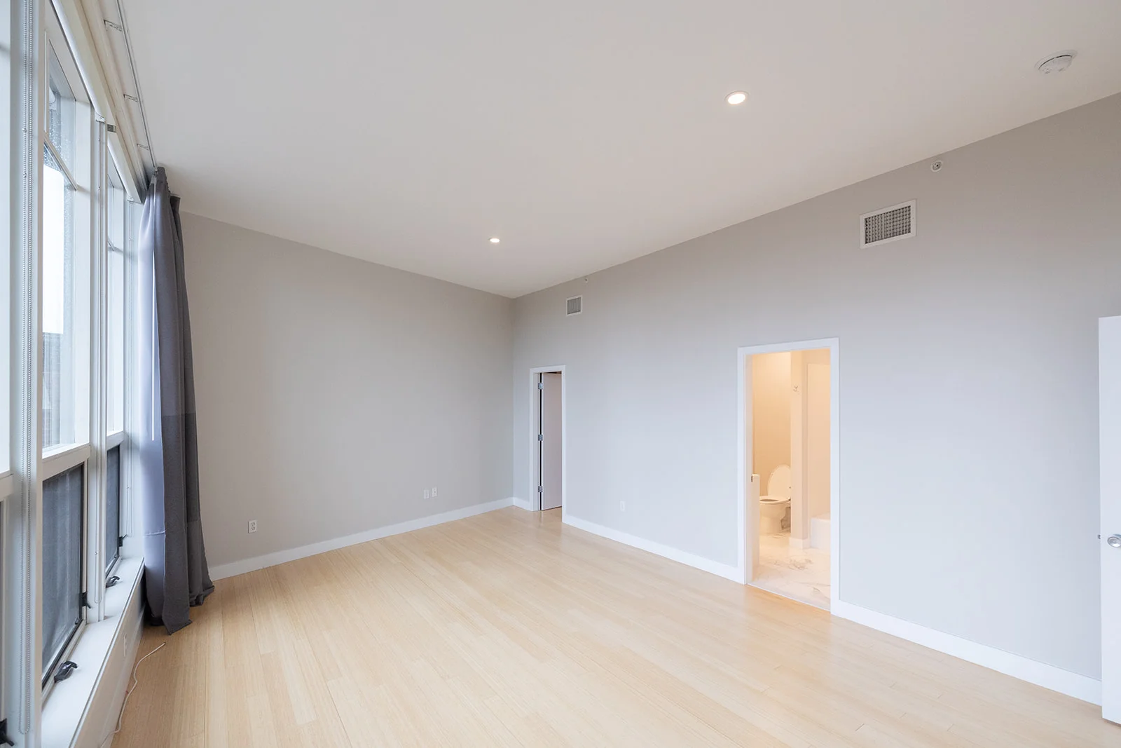 2 bed, 2 bath apartment for rent at 490 Harrison Ave Unit 503, South End — photo 15 of 50