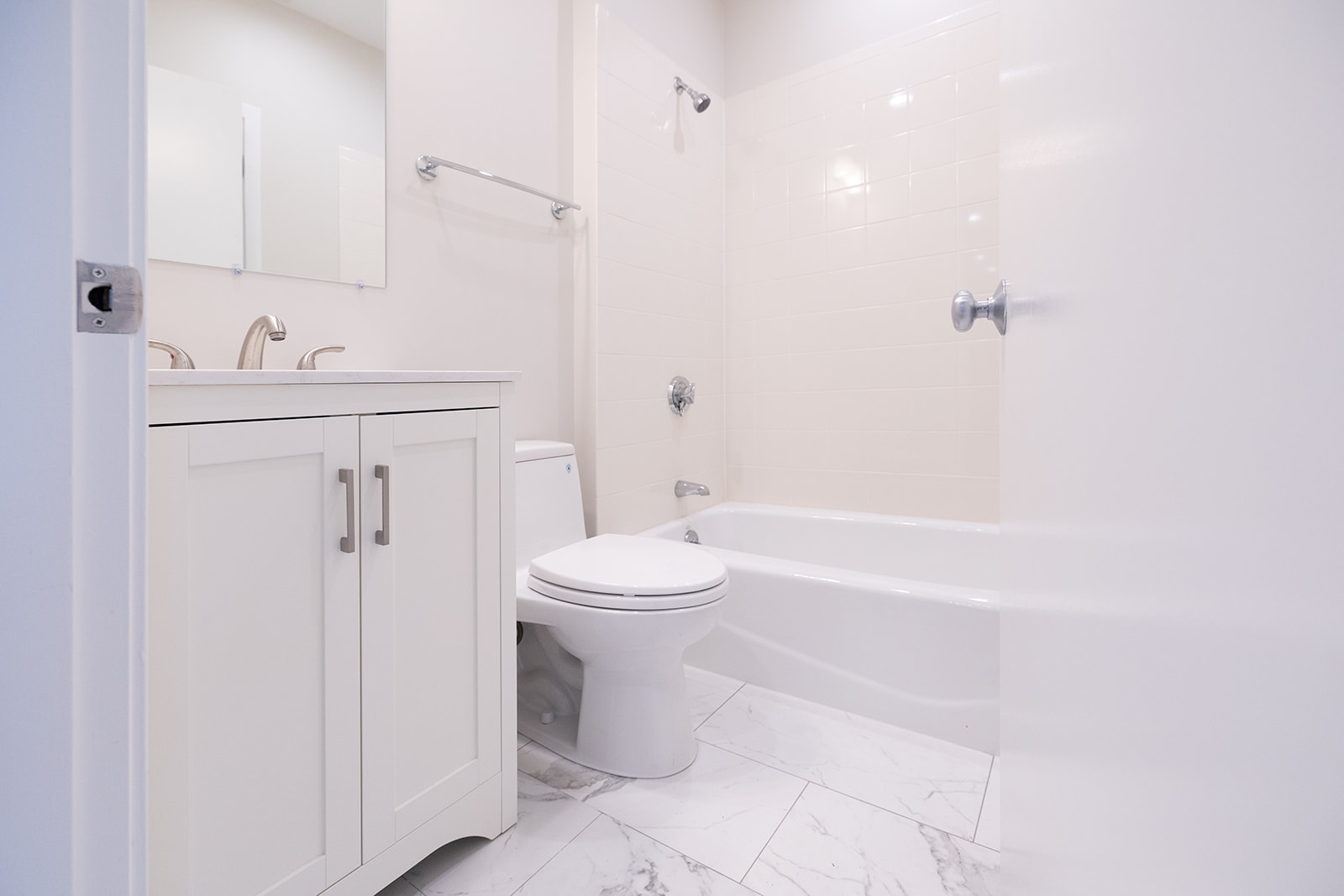 2 bed, 2 bath apartment for rent at 490 Harrison Ave Unit 5O3, South End — photo 19 of 32
