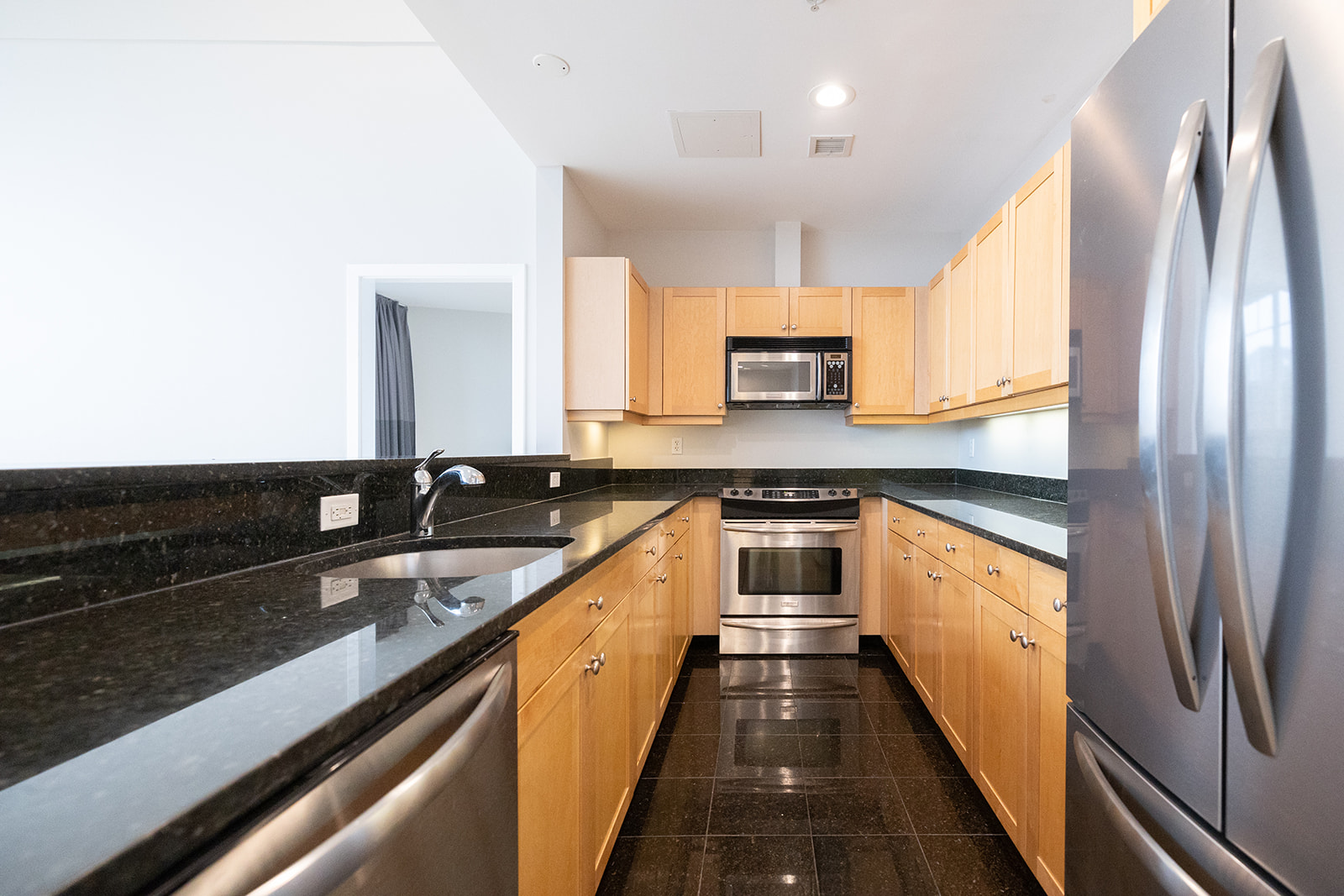 2 bed, 2 bath apartment for rent at 490 Harrison Ave Unit 5O3, South End — photo 22 of 32