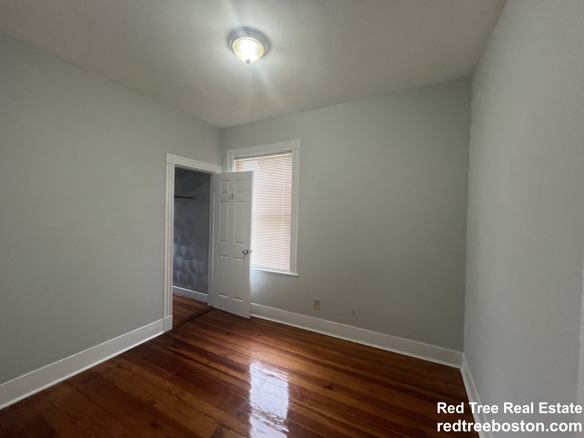 3 bed, 1 bath apartment for rent at 490 Quincy St Unit 3, Dorchester — photo 3 of 13