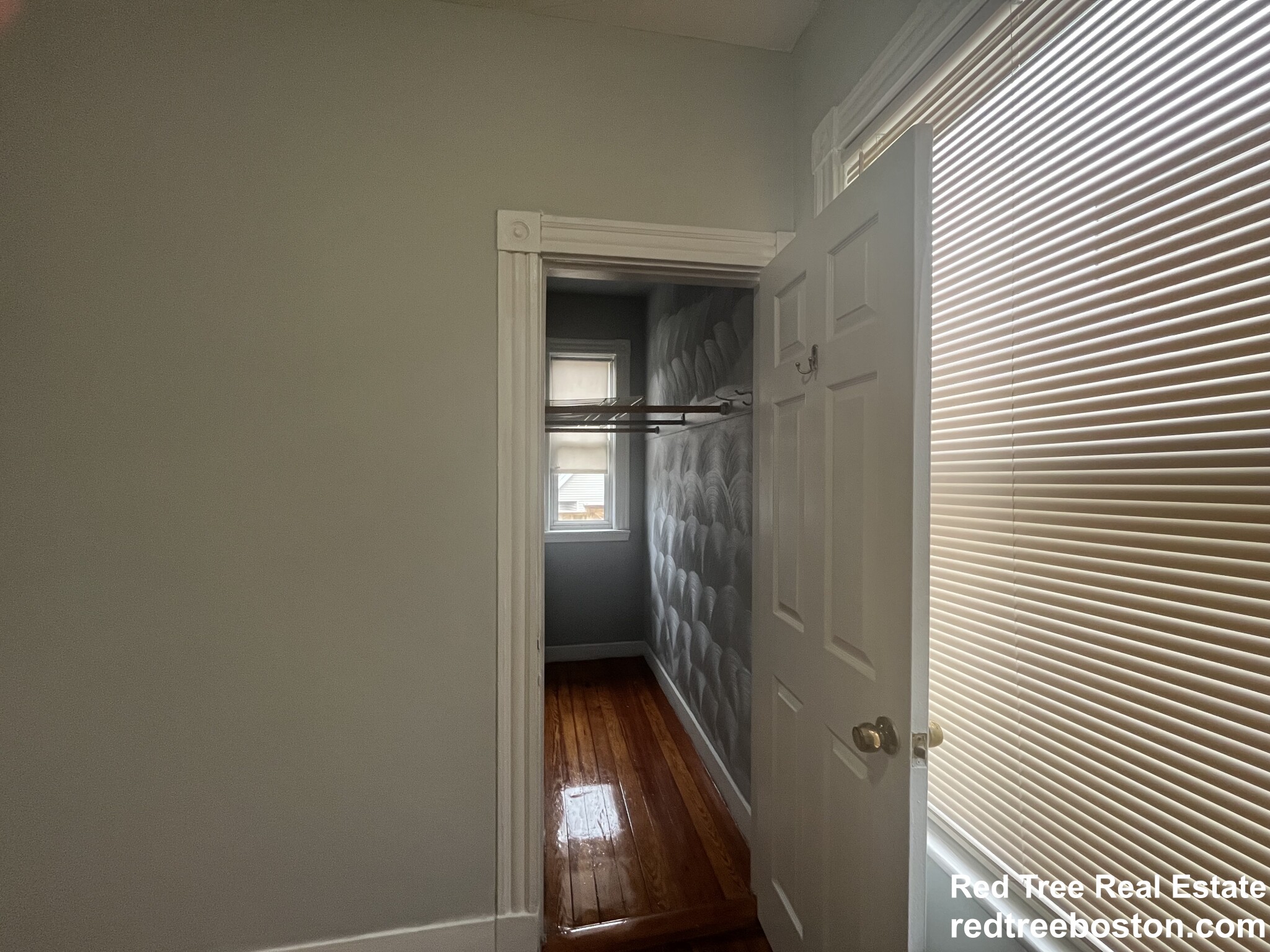 3 bed, 1 bath apartment for rent at 490 Quincy St Unit 3, Dorchester — photo 4 of 13