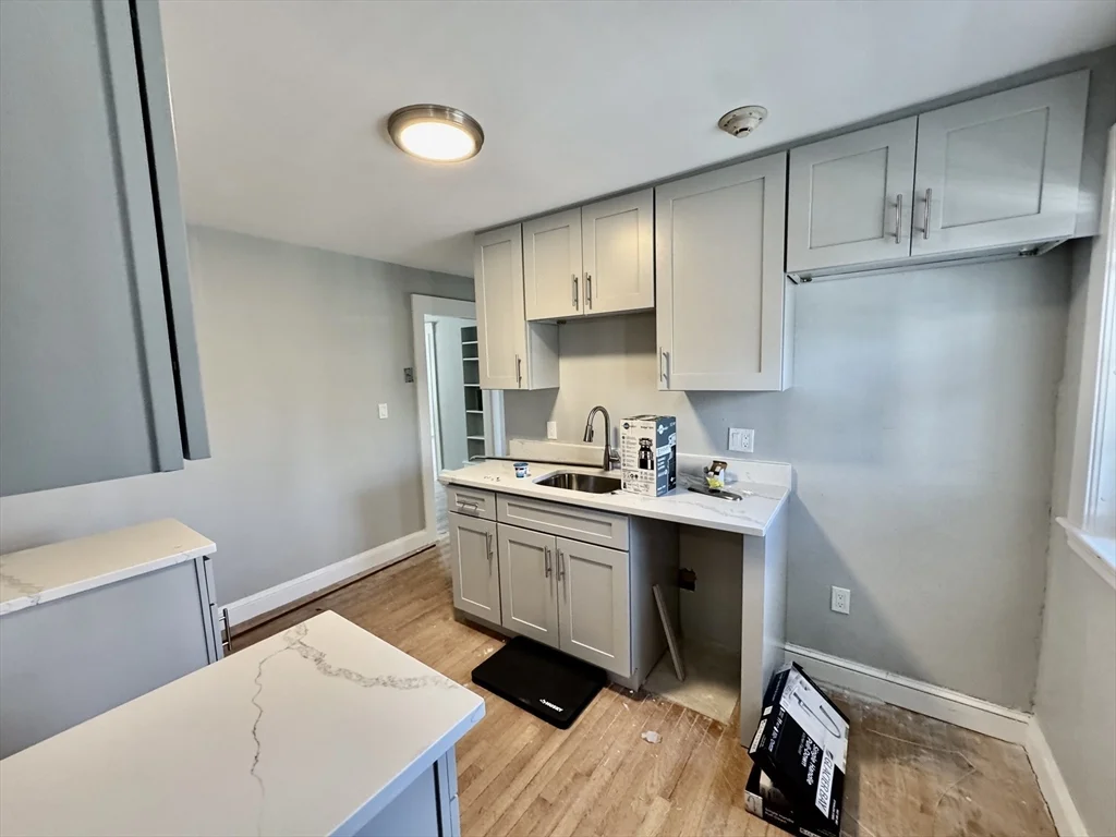 2 bed, 1 bath apartment for rent at 4907 Washington St Unit 1L, West Roxbury — photo 2 of 13