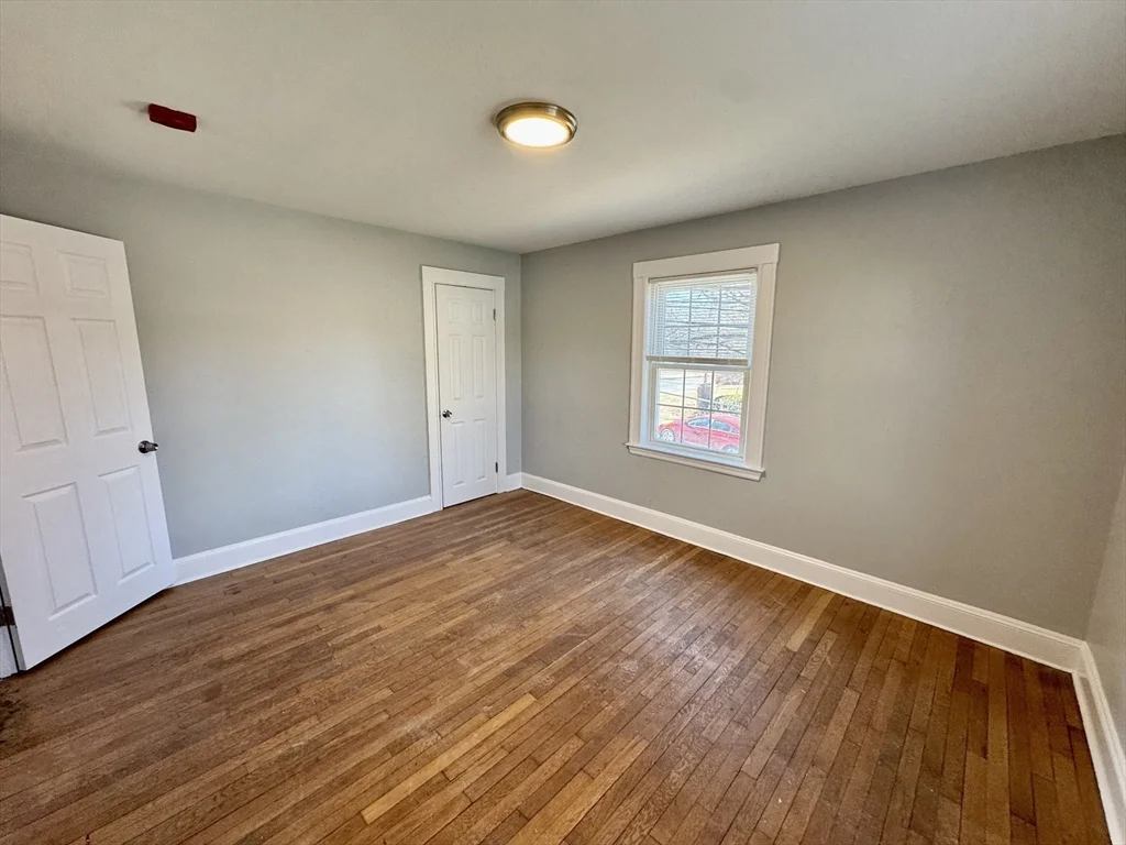 2 bed, 1 bath apartment for rent at 4907 Washington St Unit 1L, West Roxbury — photo 8 of 13