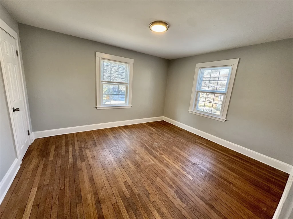 2 bed, 1 bath apartment for rent at 4907 Washington St Unit 1L, West Roxbury — photo 7 of 13