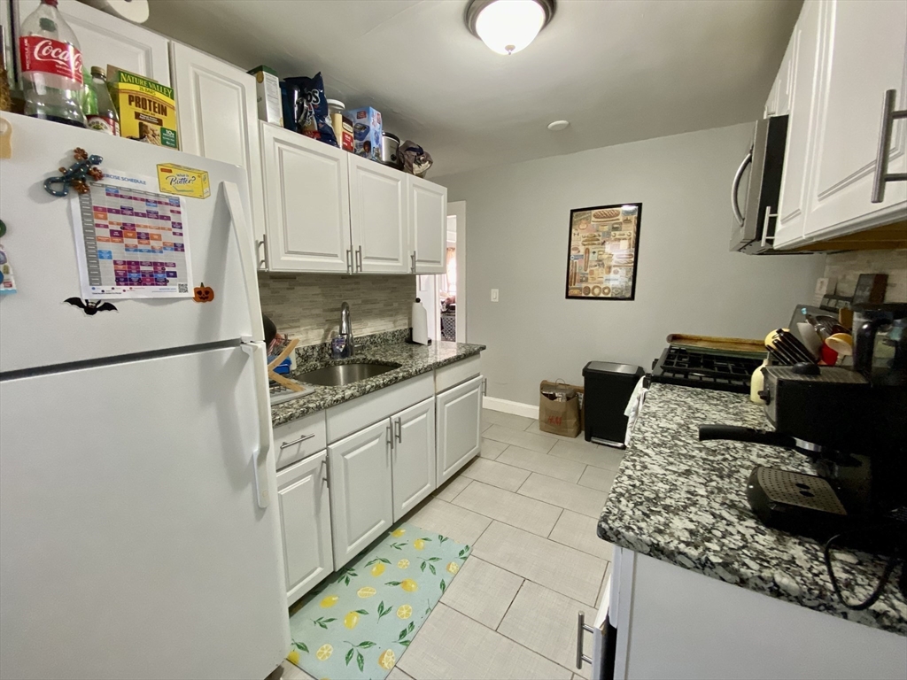 2 bed, 1 bath apartment for rent at 4907 Washington St Unit 1R, West Roxbury — photo 12 of 17