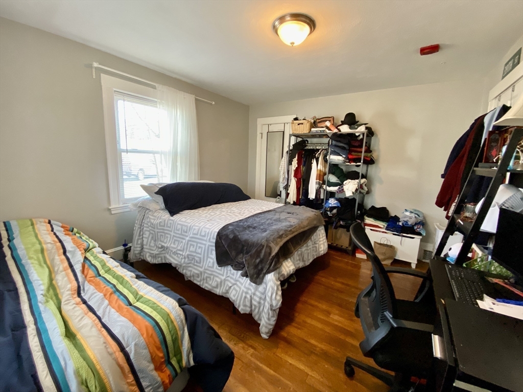 2 bed, 1 bath apartment for rent at 4907 Washington St Unit 1R, West Roxbury — photo 13 of 17