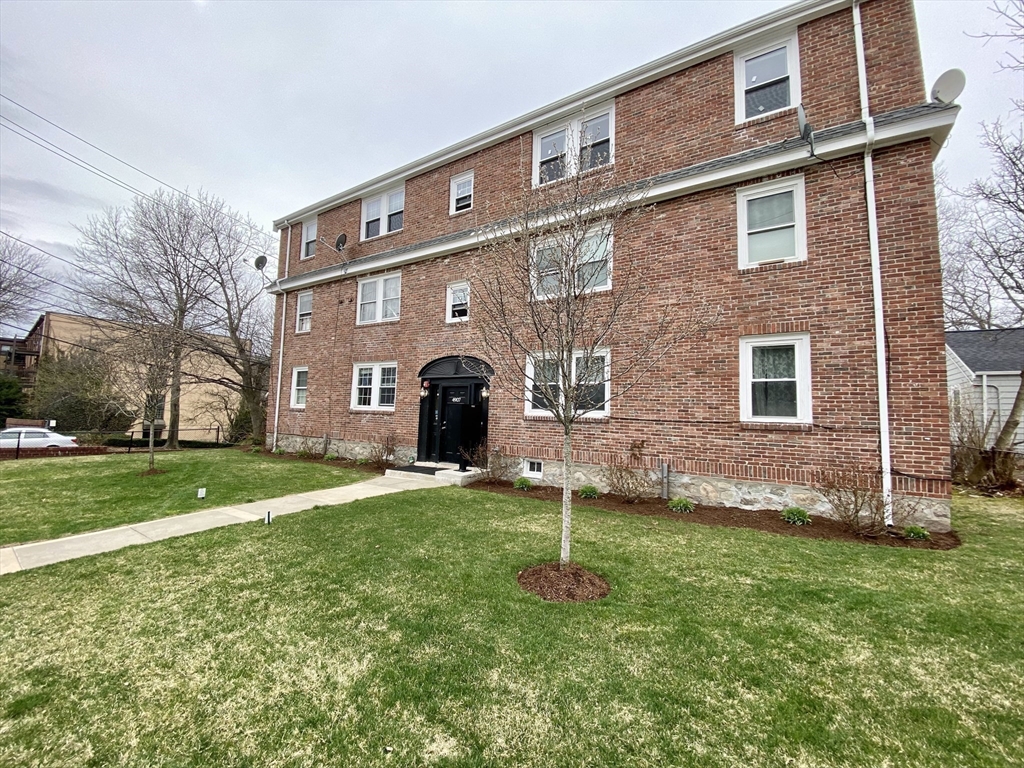2 bed, 1 bath apartment for rent at 4907 Washington St Unit 1R, West Roxbury — photo 16 of 17