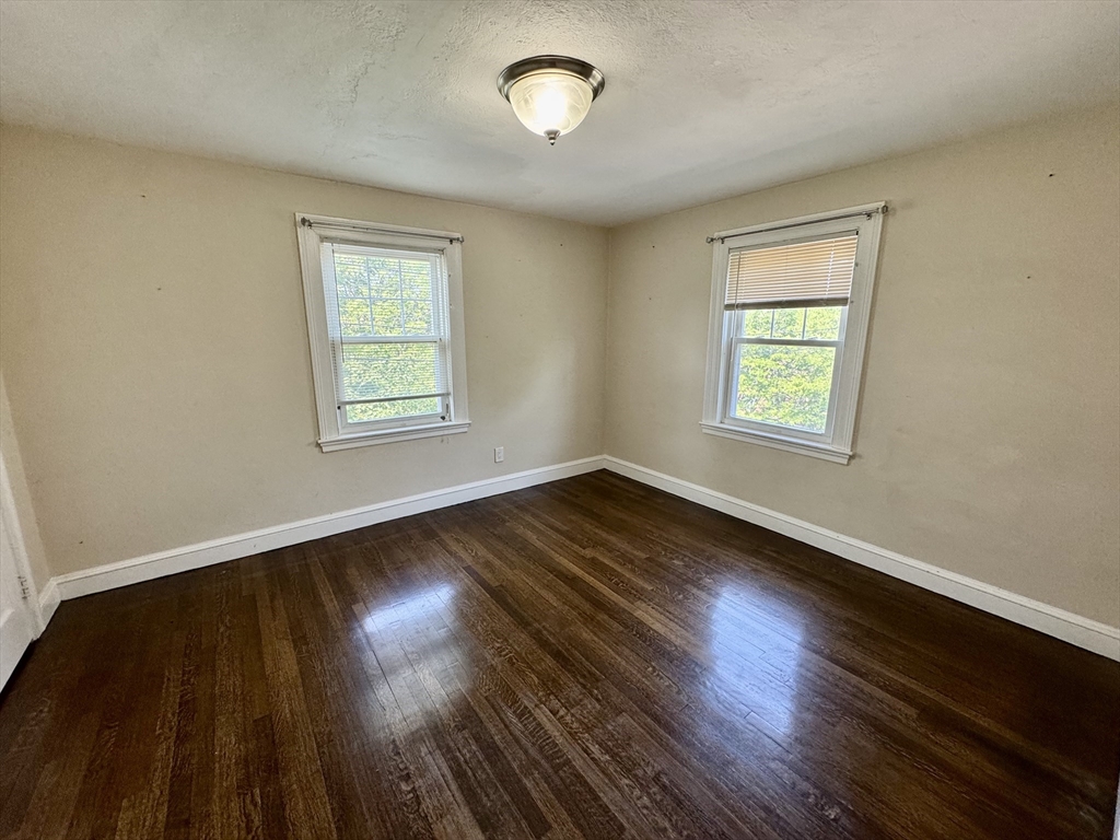 2 bed, 1 bath apartment for rent at 4907 Washington St Unit 3L, West Roxbury — photo 8 of 11