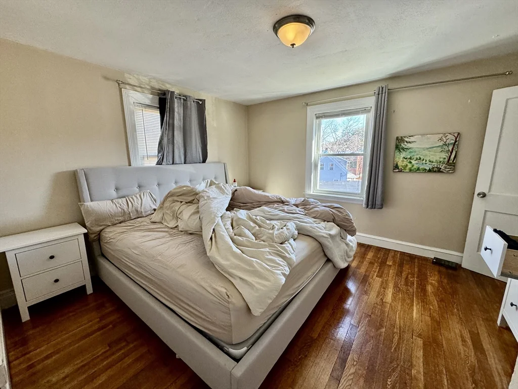 2 bed, 1 bath apartment for rent at 4907 Washington St Unit 3R, West Roxbury — photo 9 of 18