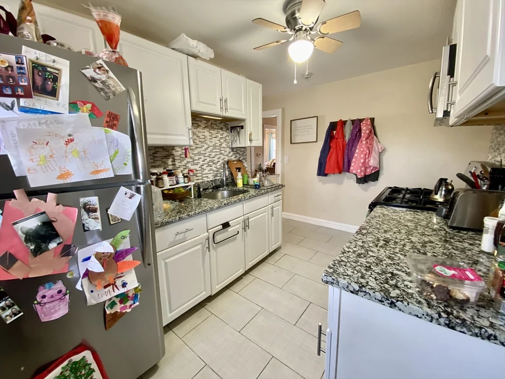 2 bed, 1 bath apartment for rent at 4907 Washington St Unit 3R, West Roxbury — photo 13 of 18