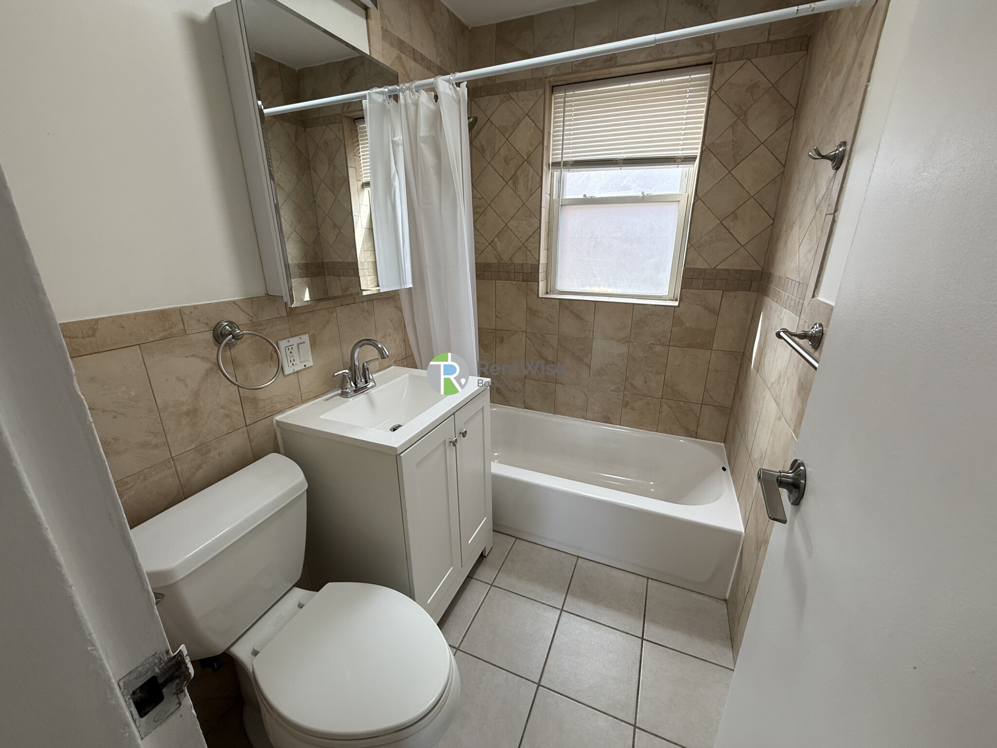2 bed, 1 bath apartment for rent at 491 Arborway Unit 19, Jamaica Plain — photo 12 of 13