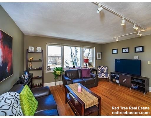 2 bed, 1 bath apartment for rent at 491 Arborway Unit 23, Jamaica Plain — photo 3 of 8