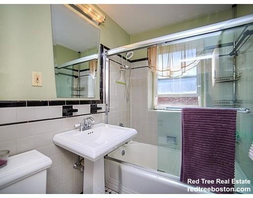 2 bed, 1 bath apartment for rent at 491 Arborway Unit 23, Jamaica Plain — photo 8 of 8
