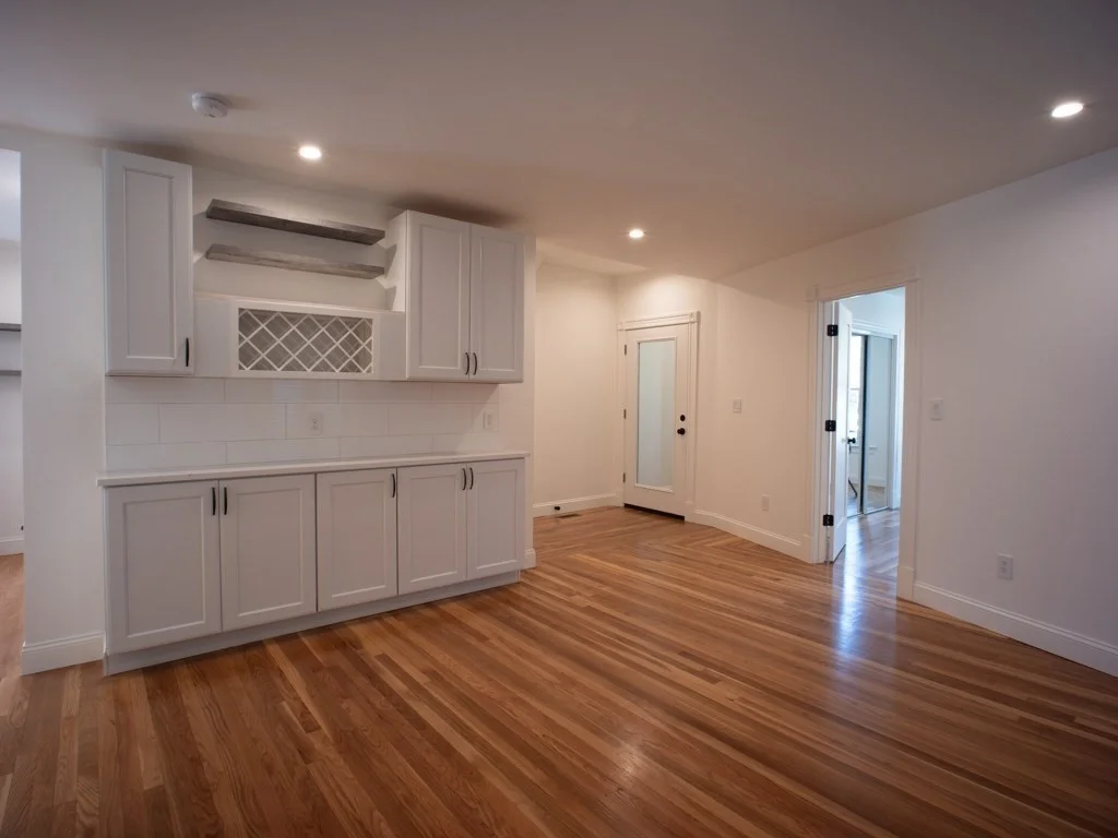 4 bed, 2 bath apartment for rent at 491 East 6th St Unit 1, South Boston — photo 4 of 21