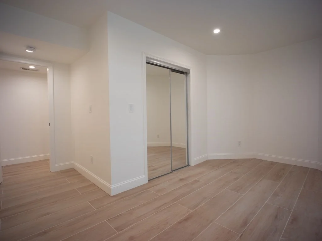 4 bed, 2 bath apartment for rent at 491 East 6th St Unit 1, South Boston — photo 15 of 21