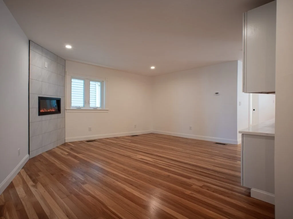 4 bed, 2 bath apartment for rent at 491 East 6th St Unit 1, South Boston — photo 3 of 21