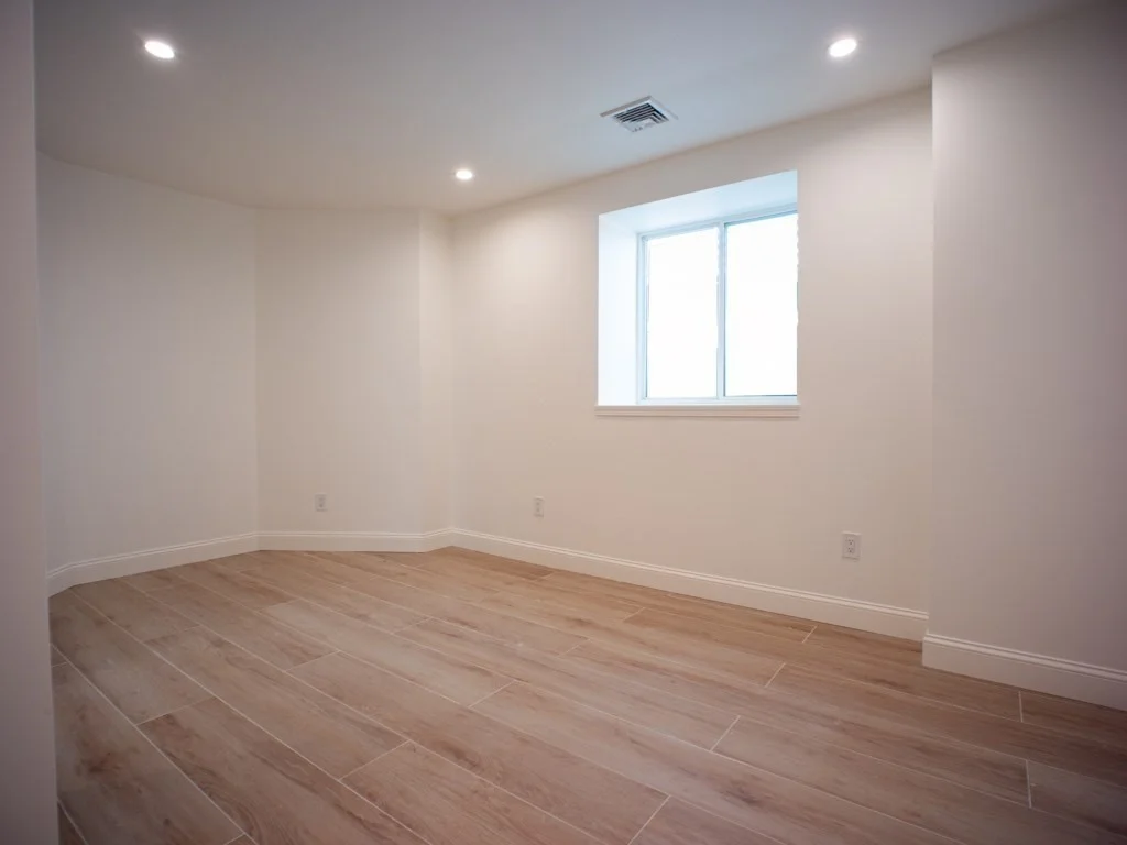4 bed, 2 bath apartment for rent at 491 East 6th St Unit 1, South Boston — photo 16 of 21
