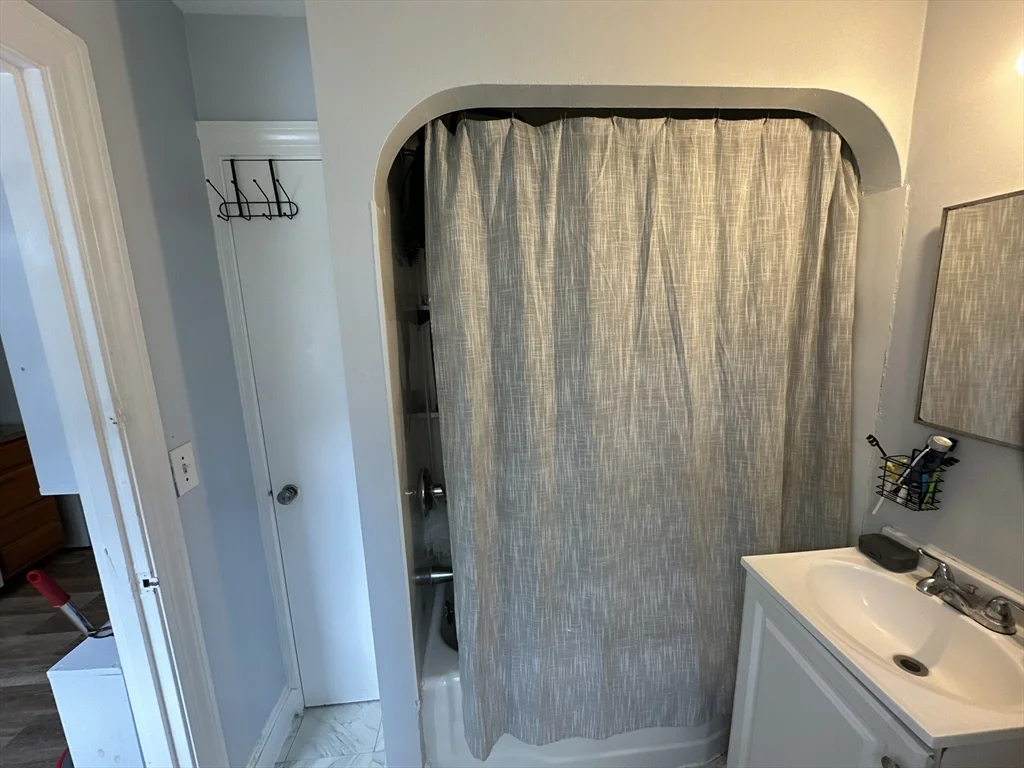1 bed, 1 bath apartment for rent at 491 Lynn St Unit 1, Malden — photo 15 of 18