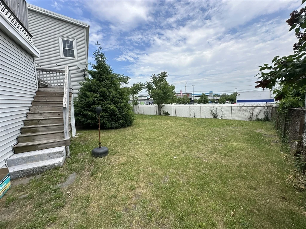 1 bed, 1 bath apartment for rent at 491 Lynn St Unit 1, Malden — photo 17 of 18