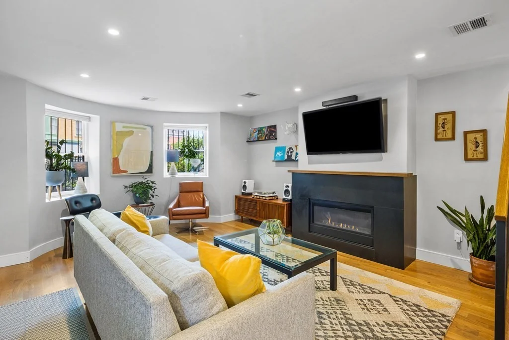 3 bed, 3 bath apartment for rent at 491 Massachusetts Ave Unit 1, South End — photo 3 of 28