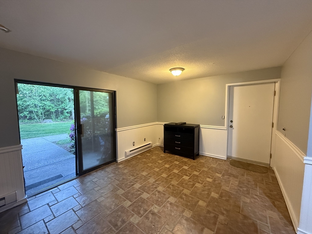1 bed, 1 bath apartment for rent at 491 W Central St Unit C3, Franklin — photo 4 of 9