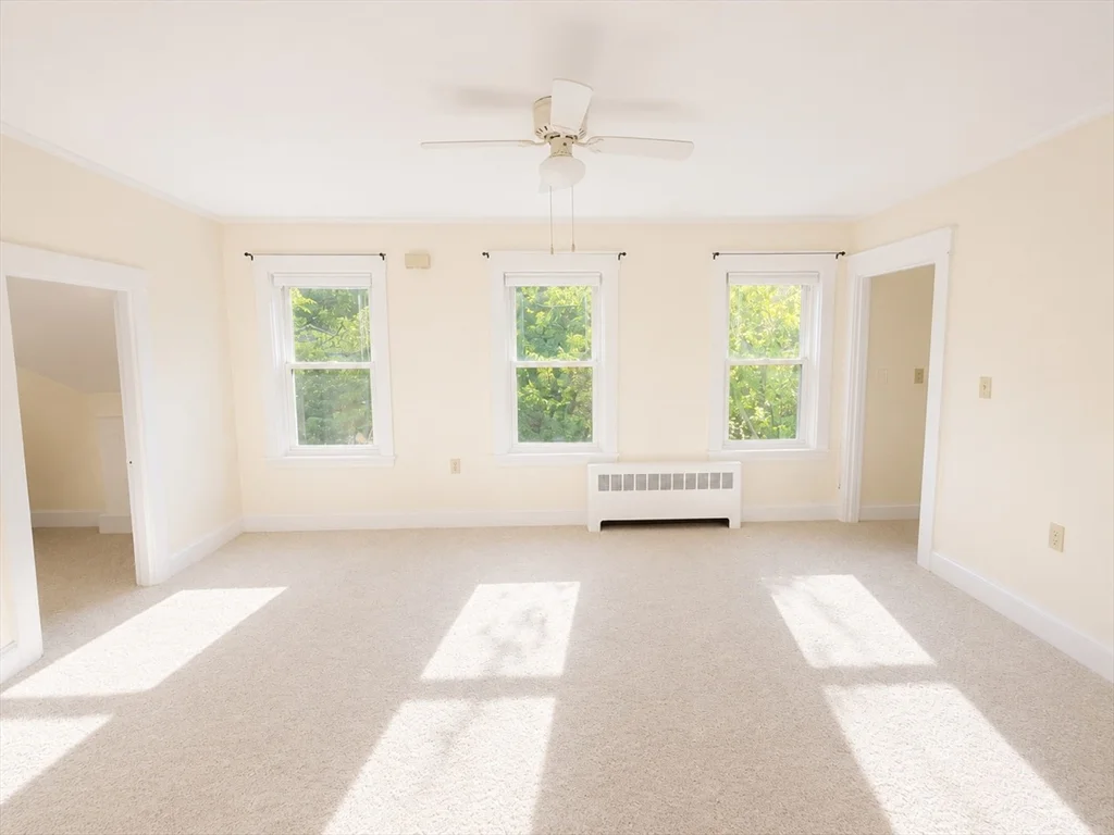 4 bed, 1 bath apartment for rent at 491 Webster St Unit 2, Rockland — photo 2 of 16