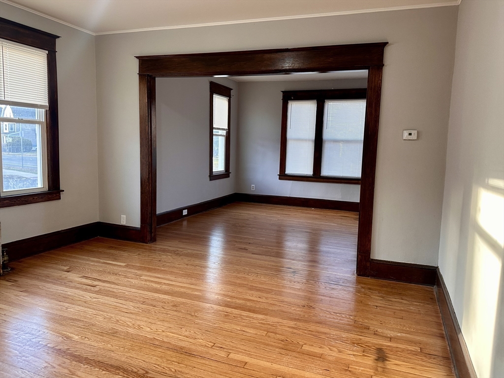 3 bed, 1 bath apartment for rent at 491 Wilbraham Rd Unit 491, Springfield — photo 3 of 7