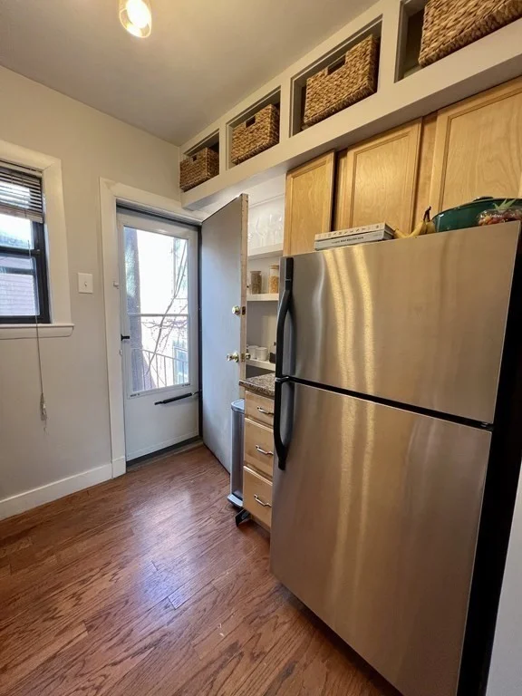 1 bed, 1 bath apartment for rent at 492-494 E Broadway Unit 4, South Boston — photo 9 of 17