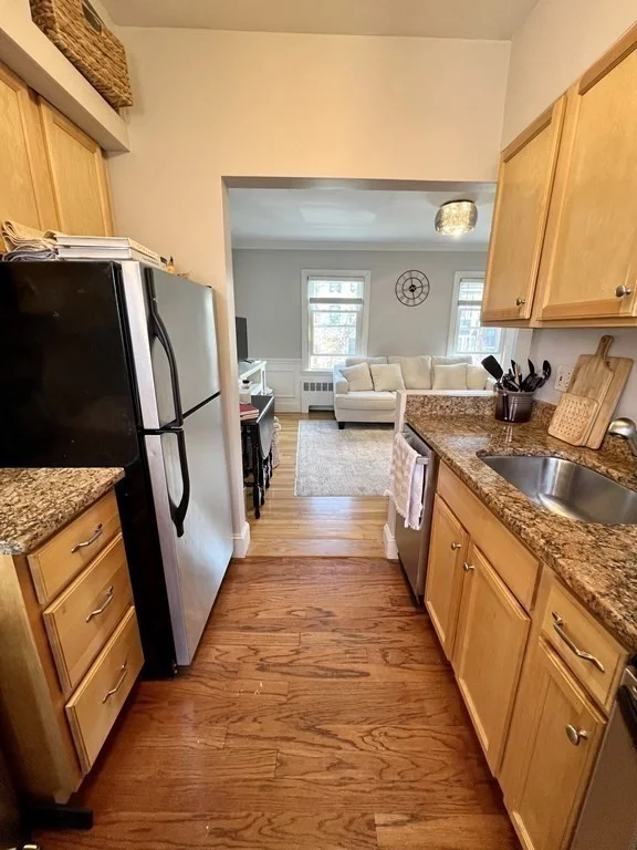 1 bed, 1 bath apartment for rent at 492-494 E Broadway Unit 4, South Boston — photo 11 of 17