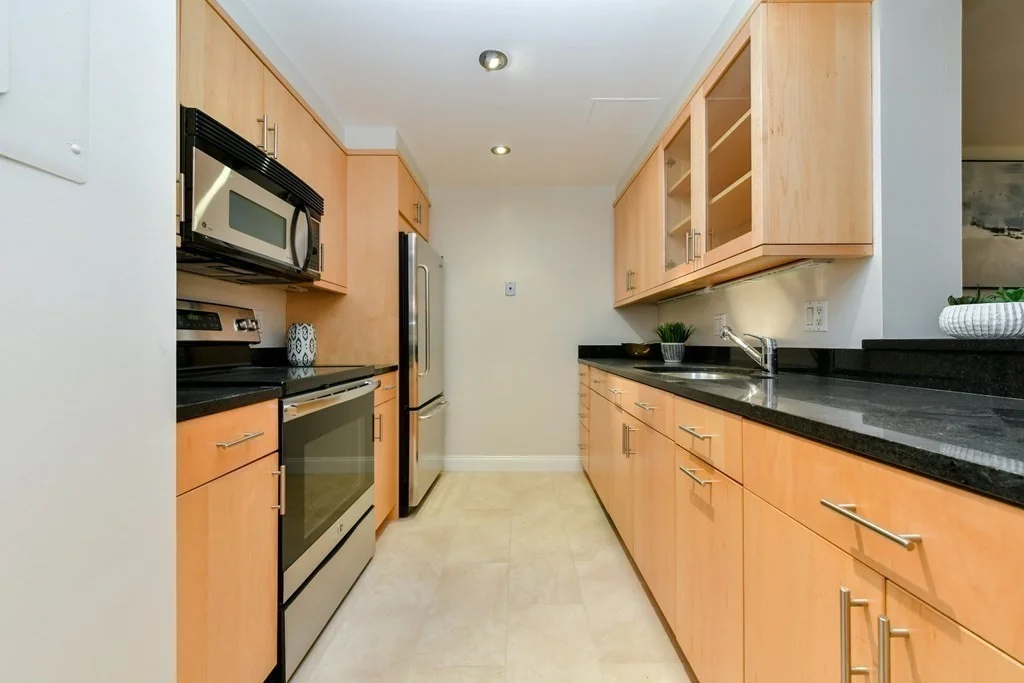 1 bed, 1 bath apartment for rent at 492 Beacon St Unit 13, Back Bay — photo 5 of 24