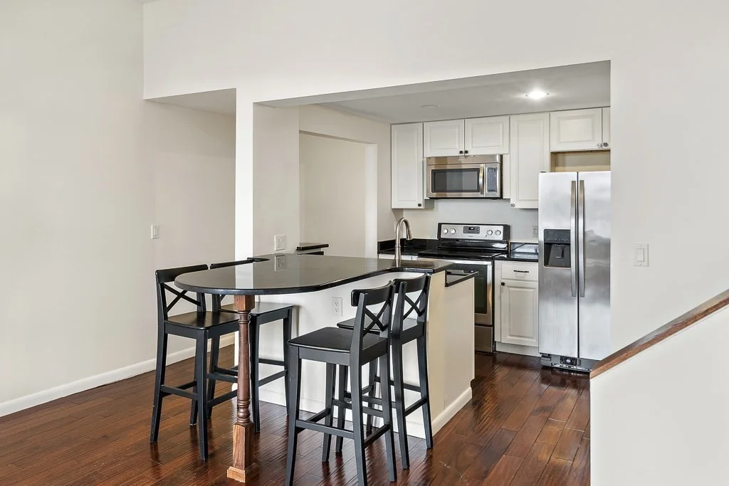 2 bed, 2 bath apartment for rent at 492 Beacon St Unit 32, Back Bay — photo 5 of 21