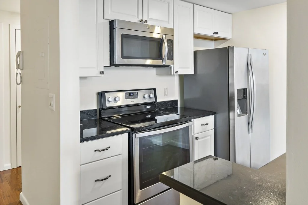 2 bed, 2 bath apartment for rent at 492 Beacon St Unit 32, Back Bay — photo 8 of 21