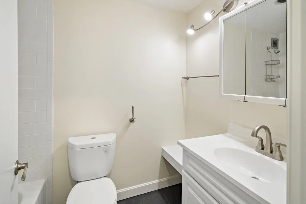 2 bed, 2 bath apartment for rent at 492 Beacon St Unit 32, Back Bay — photo 13 of 21
