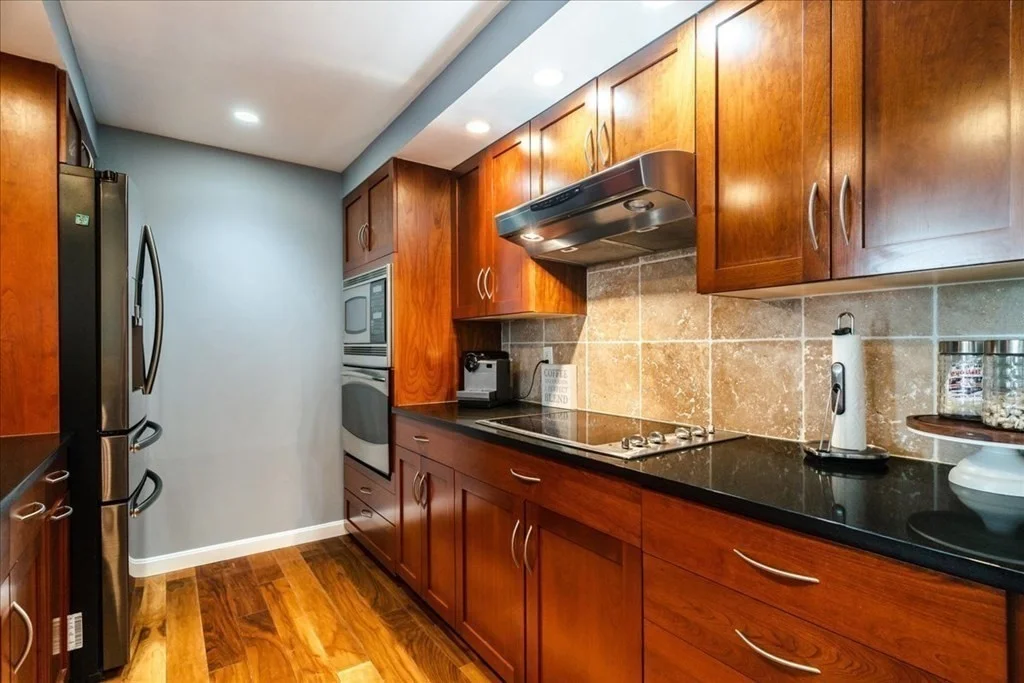 3 bed, 2 bath apartment for rent at 492 Beacon Unit 36, Back Bay — photo 9 of 25