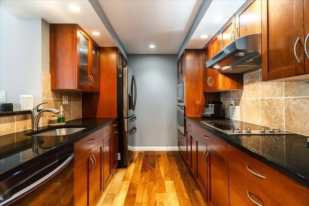 3 bed, 2 bath apartment for rent at 492 Beacon Unit 36, Back Bay — photo 10 of 25