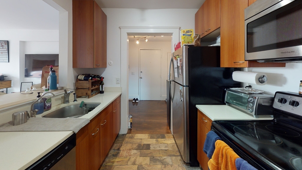 2 bed, 1 bath apartment for rent at 492 Massachusetts Ave Unit 71, Boston — photo 1 of 9