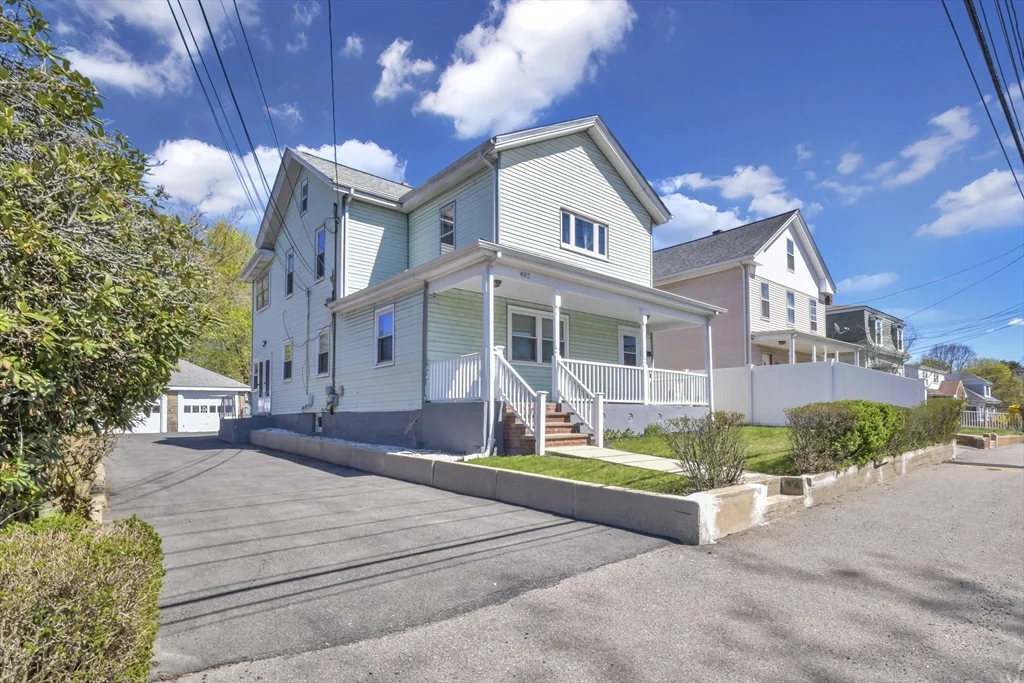 2 bed, 1 bath apartment for rent at 492 Metropolitan Ave Unit 2, Hyde Park — photo 1 of 15