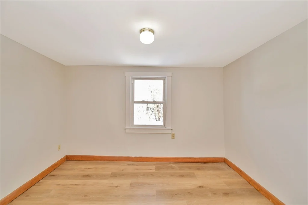 2 bed, 1 bath apartment for rent at 492 Metropolitan Ave Unit 2, Hyde Park — photo 6 of 15