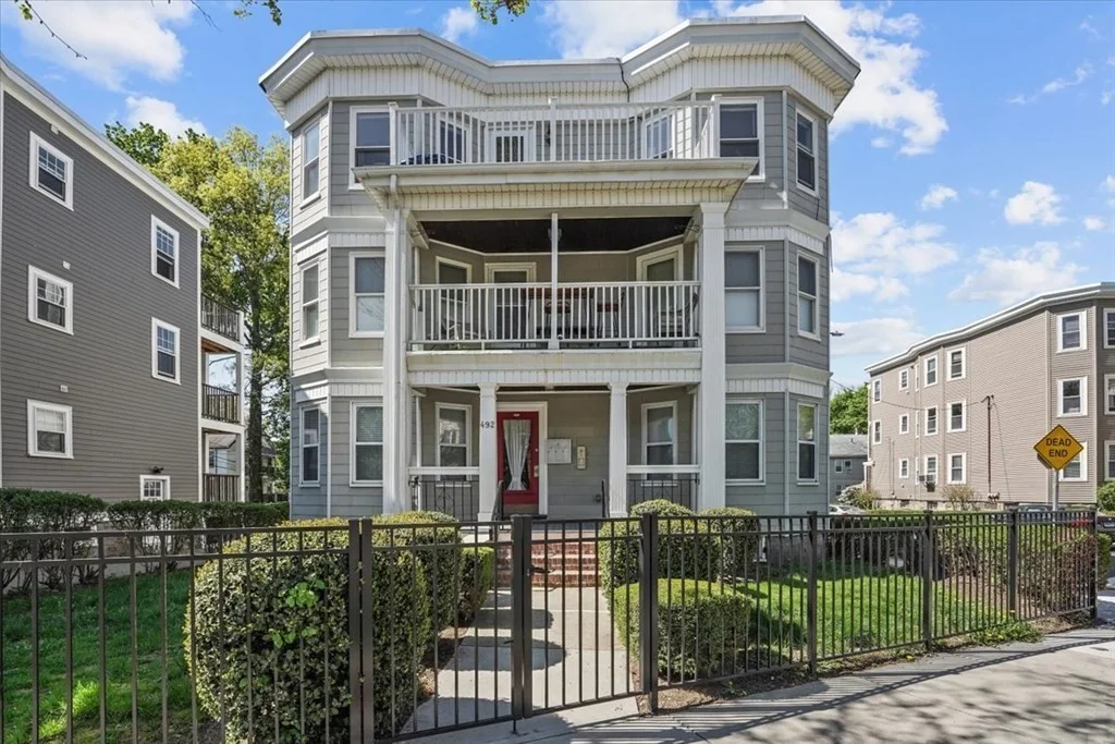 2 bed, 1 bath apartment for rent at 492 Washington St Unit 3, Brighton — photo 1 of 12
