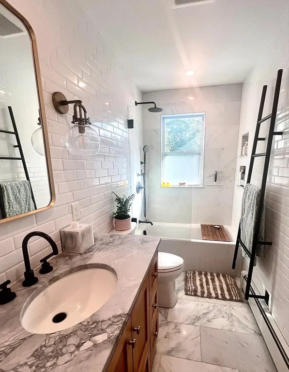 2 bed, 1 bath apartment for rent at 492 Washington St Unit 3, Brighton — photo 9 of 12