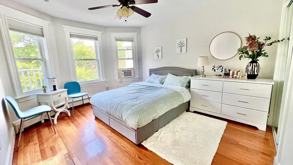 2 bed, 1 bath apartment for rent at 492 Washington St Unit 3, Brighton — photo 5 of 12