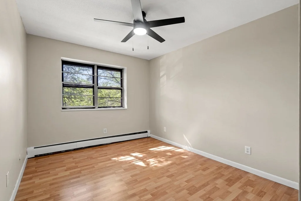 2 bed, 1 bath apartment for rent at 4925 Washington St Unit 410, West Roxbury — photo 16 of 25