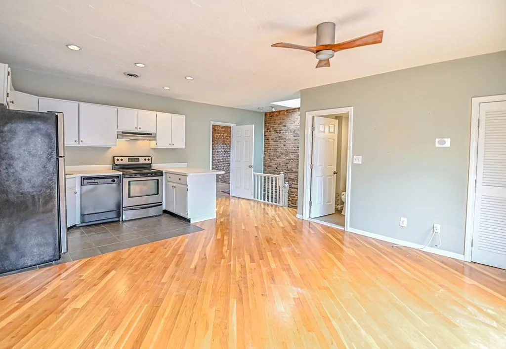 1 bed, 1 bath apartment for rent at 493 East 4th Unit 3, South Boston — photo 2 of 11