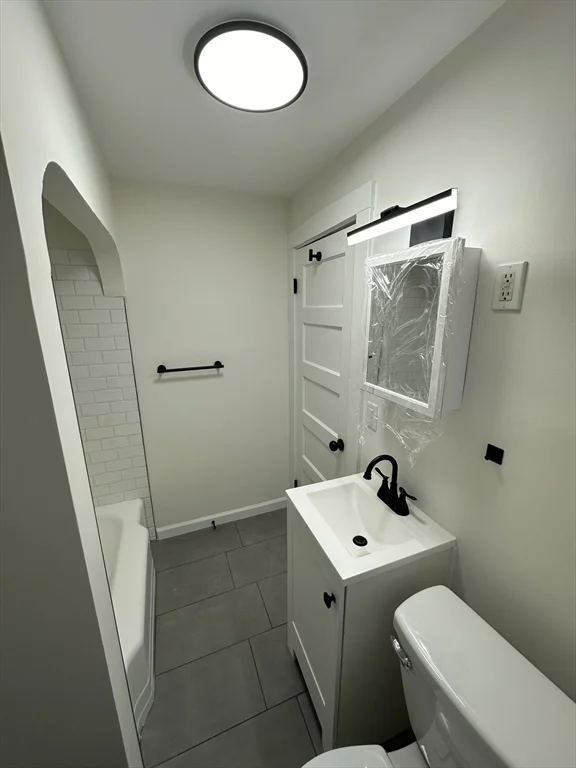 2 bed, 1 bath apartment for rent at 493 Lynn St Unit 4, Malden — photo 10 of 19