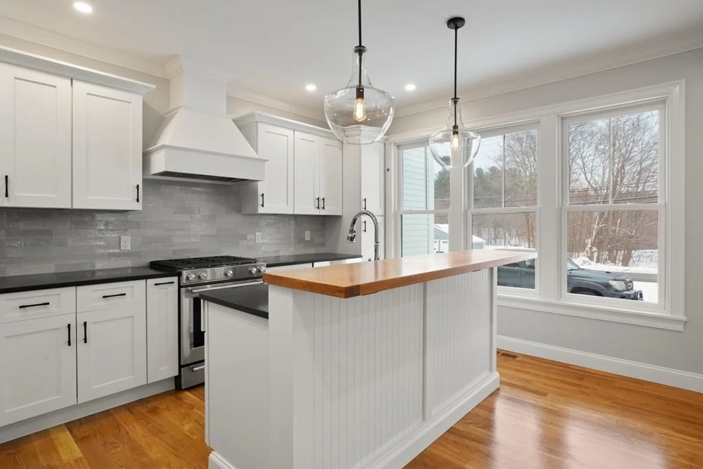 3 bed, 2 bath apartment for rent at 493 Main Unit 2, Dunstable — photo 9 of 25