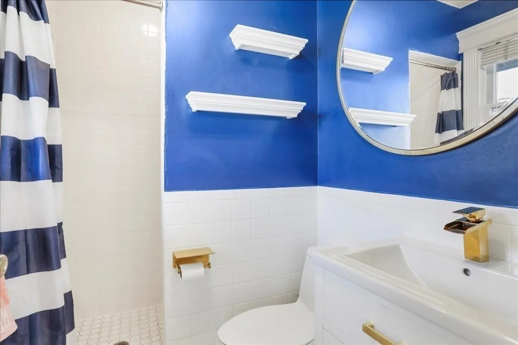 2 bed, 2 bath apartment for rent at 494 East 4th Unit 1, South Boston — photo 10 of 16