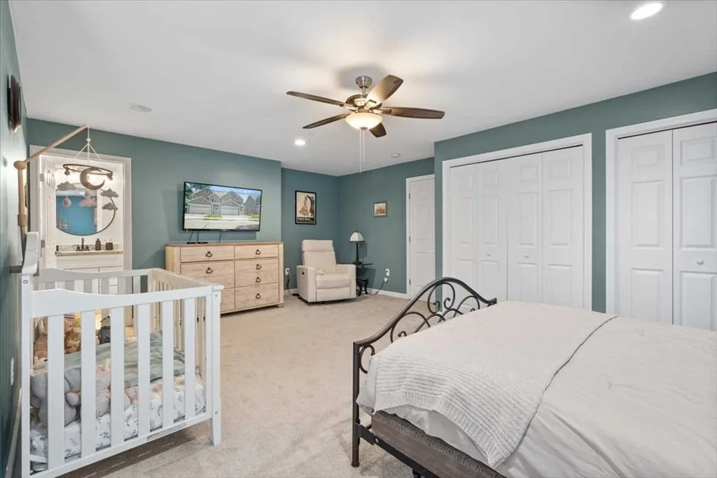 3 bed, 2 bath apartment for rent at 494 Hamilton St Unit 494, Worcester — photo 15 of 34
