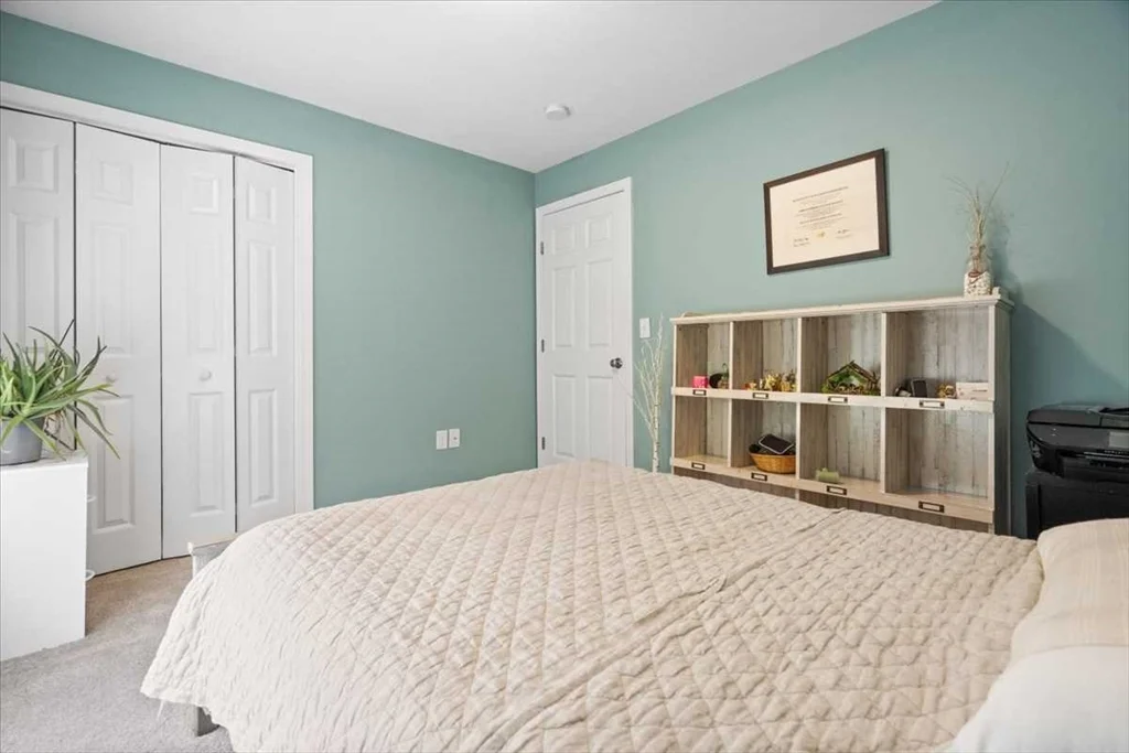 3 bed, 2 bath apartment for rent at 494 Hamilton St Unit 494, Worcester — photo 19 of 34