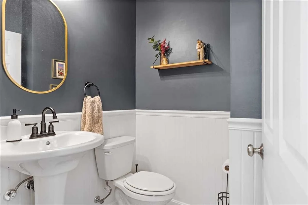3 bed, 2 bath apartment for rent at 494 Hamilton St Unit 494, Worcester — photo 12 of 34