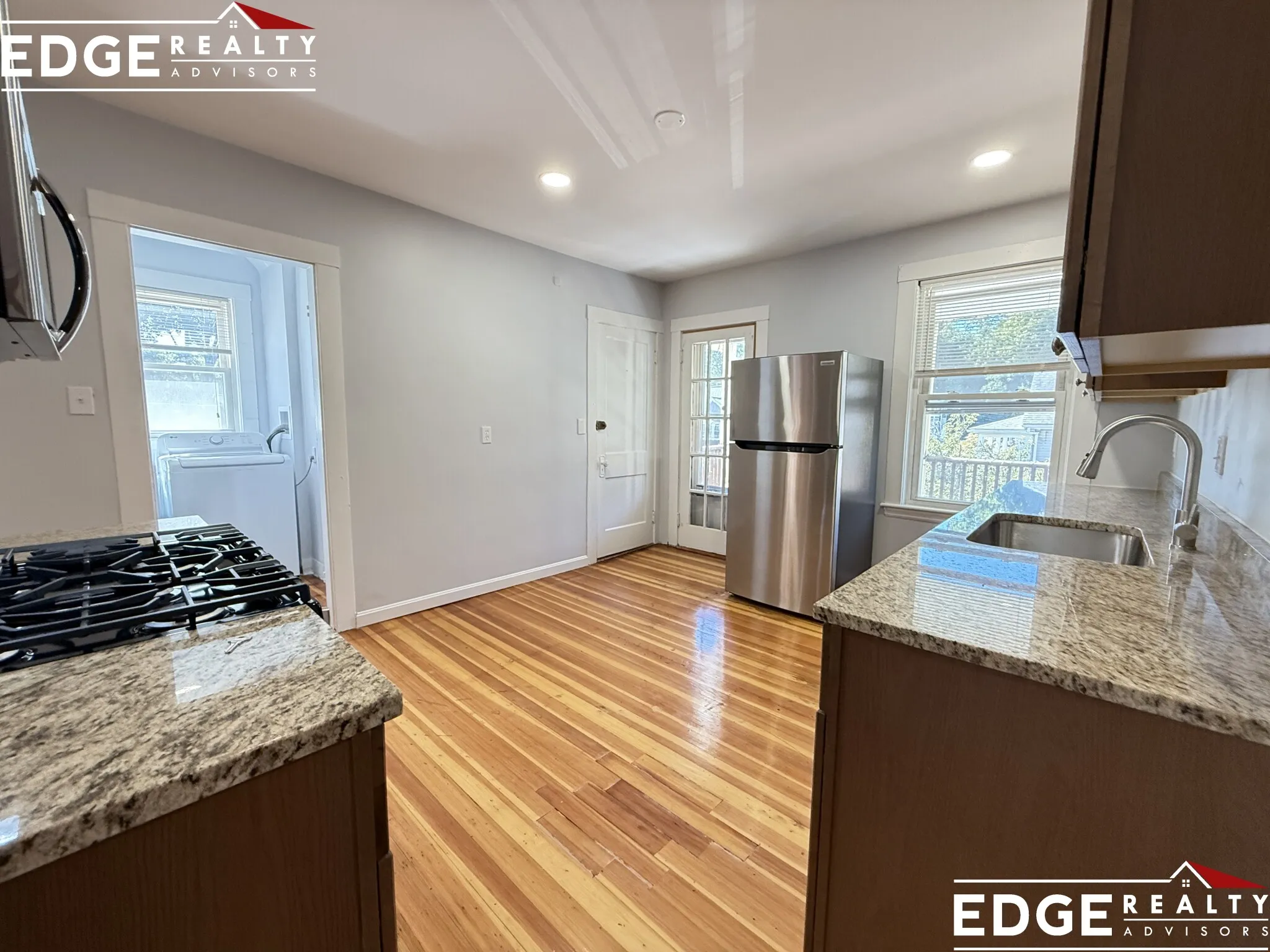 3 bed, 1 bath apartment for rent at 494 Washington St Unit 2, Brighton — photo 3 of 14